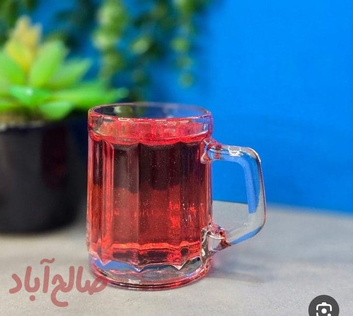 نیم لیوان پیلار