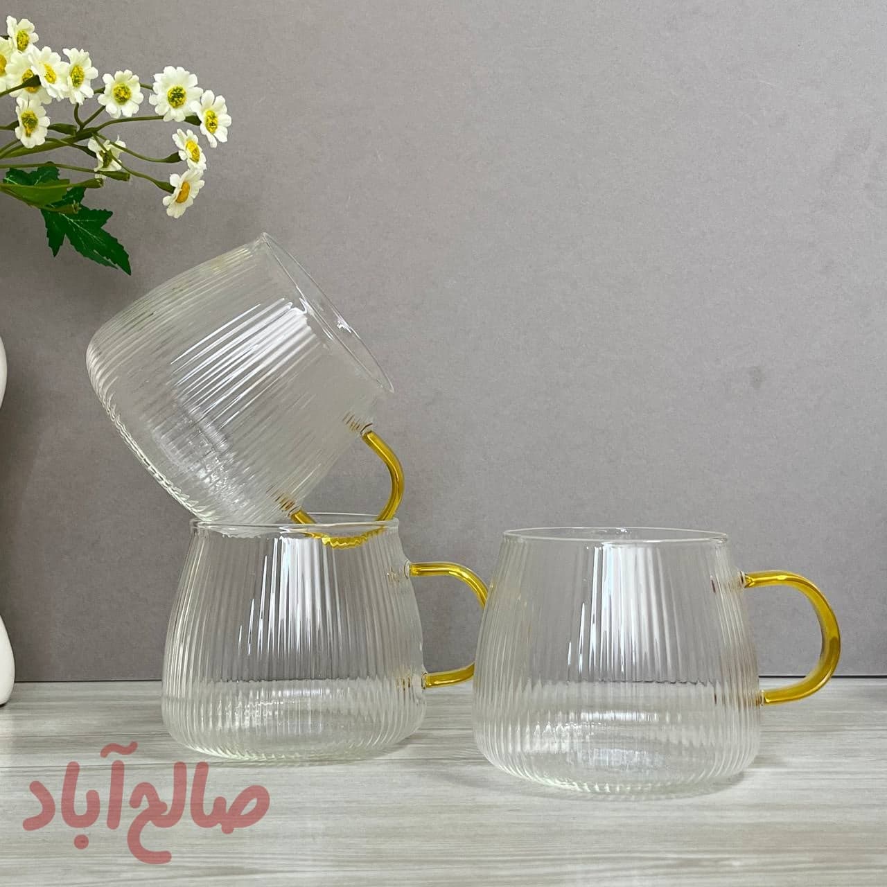 لیوان پیرکس شیار دار دسته رنگی 450ml