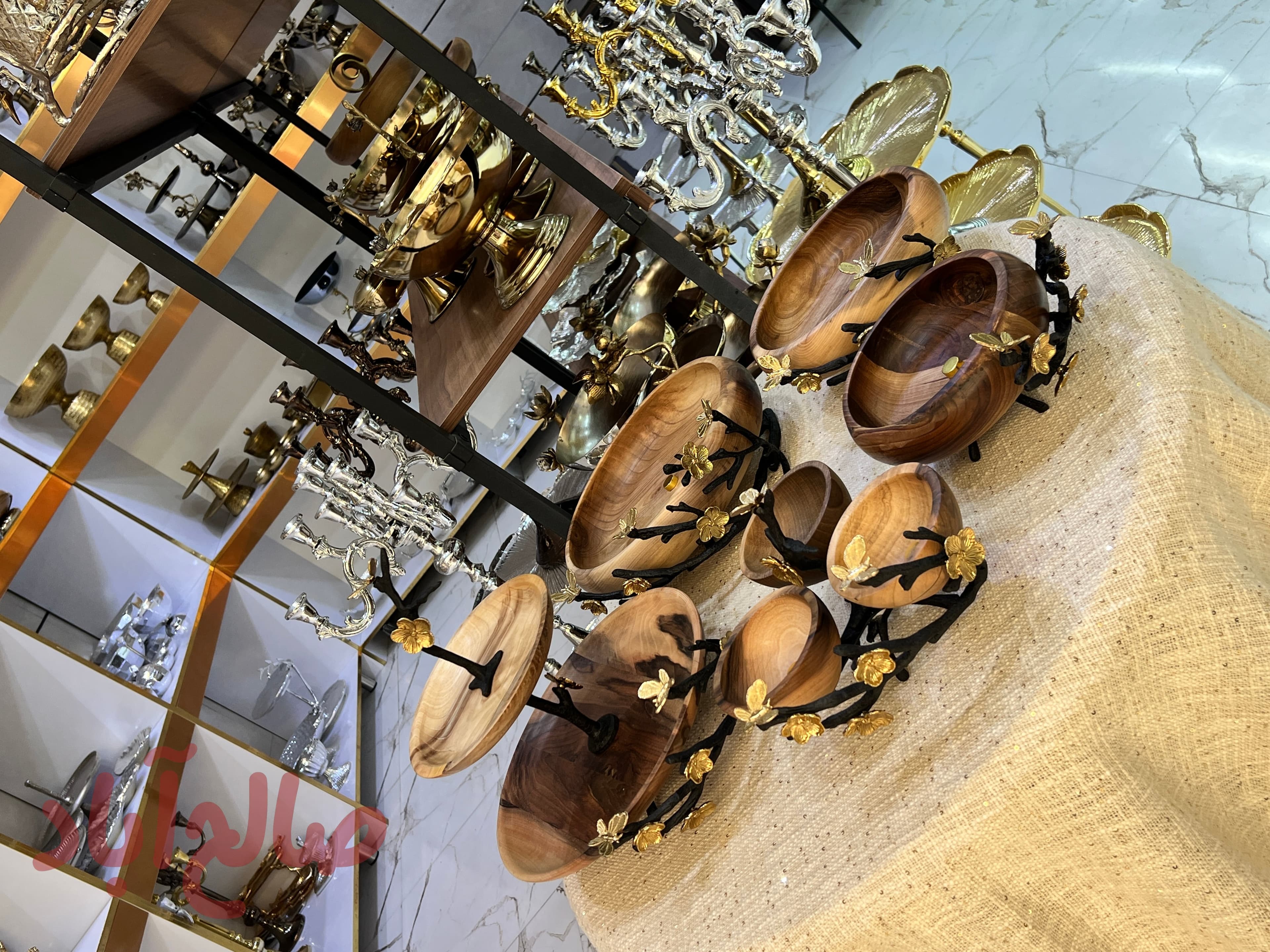 سرویس پذیرایی شکوفه چوبی