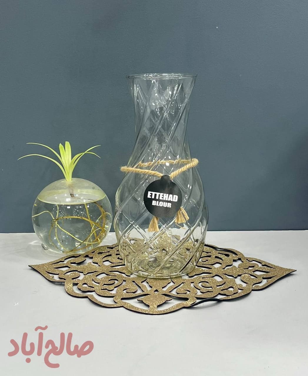 گلدان شیشه ای پیچک