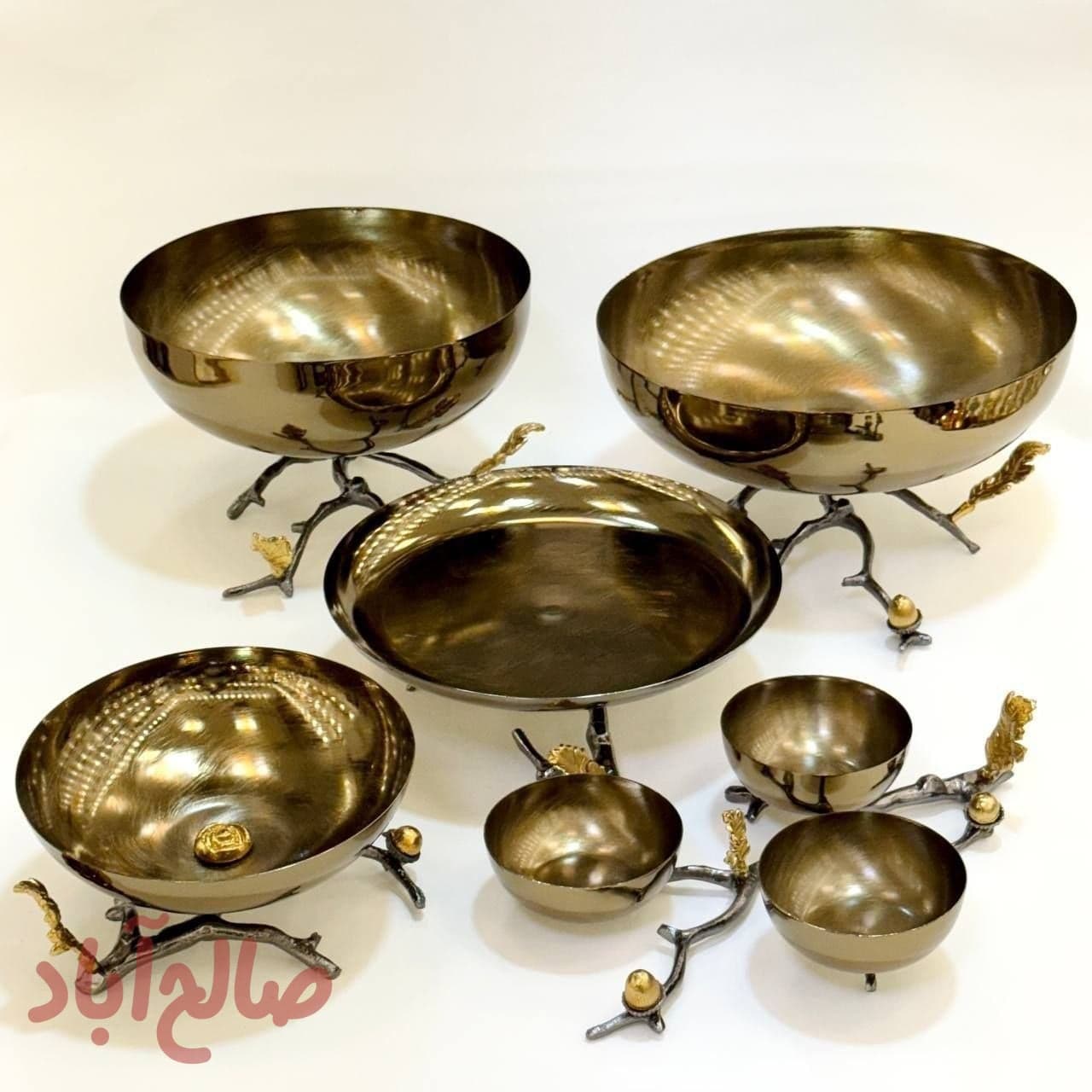 سرویس پذییرایی بلوط