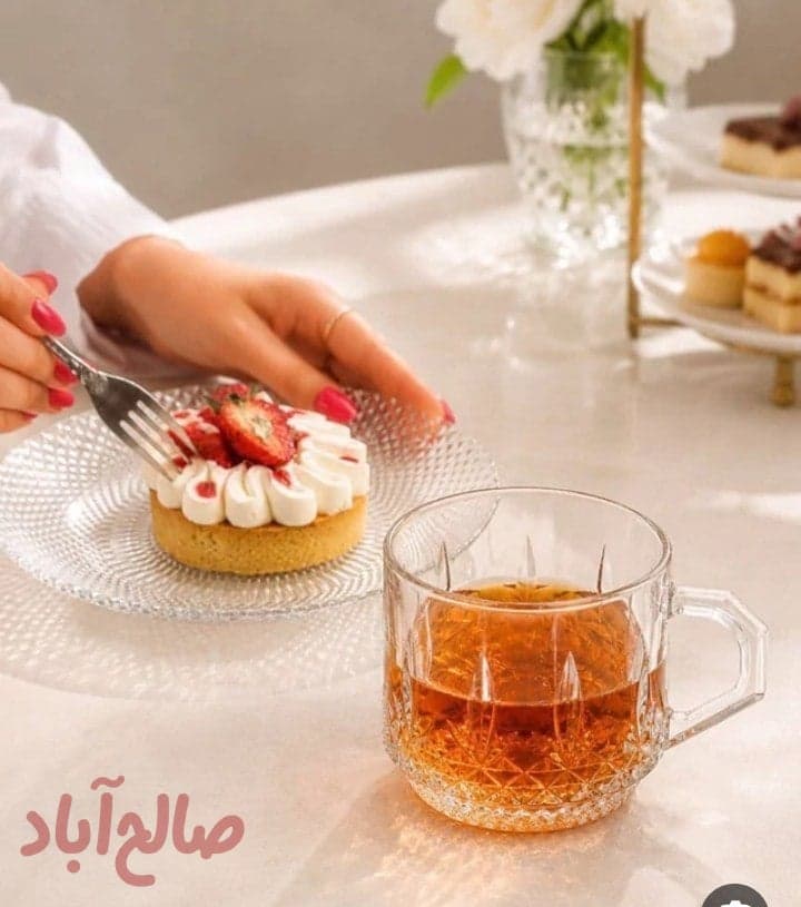 نیم لیوان پیکسل