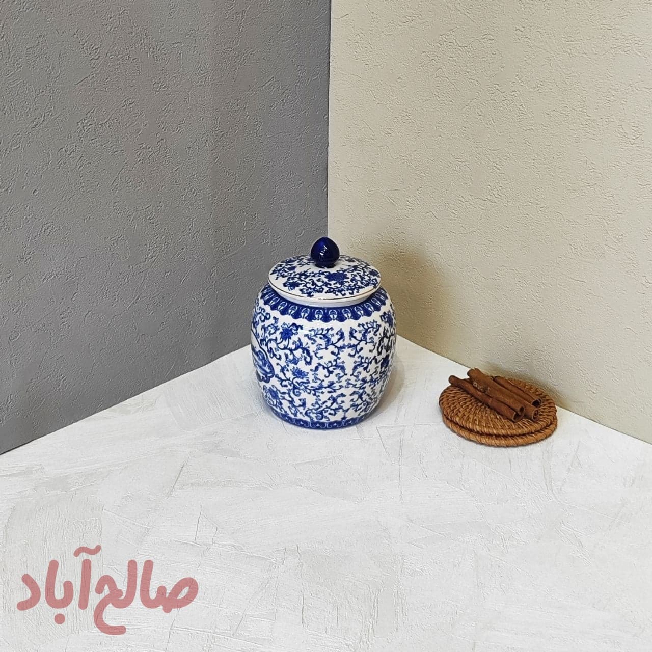بانکه گل آبی