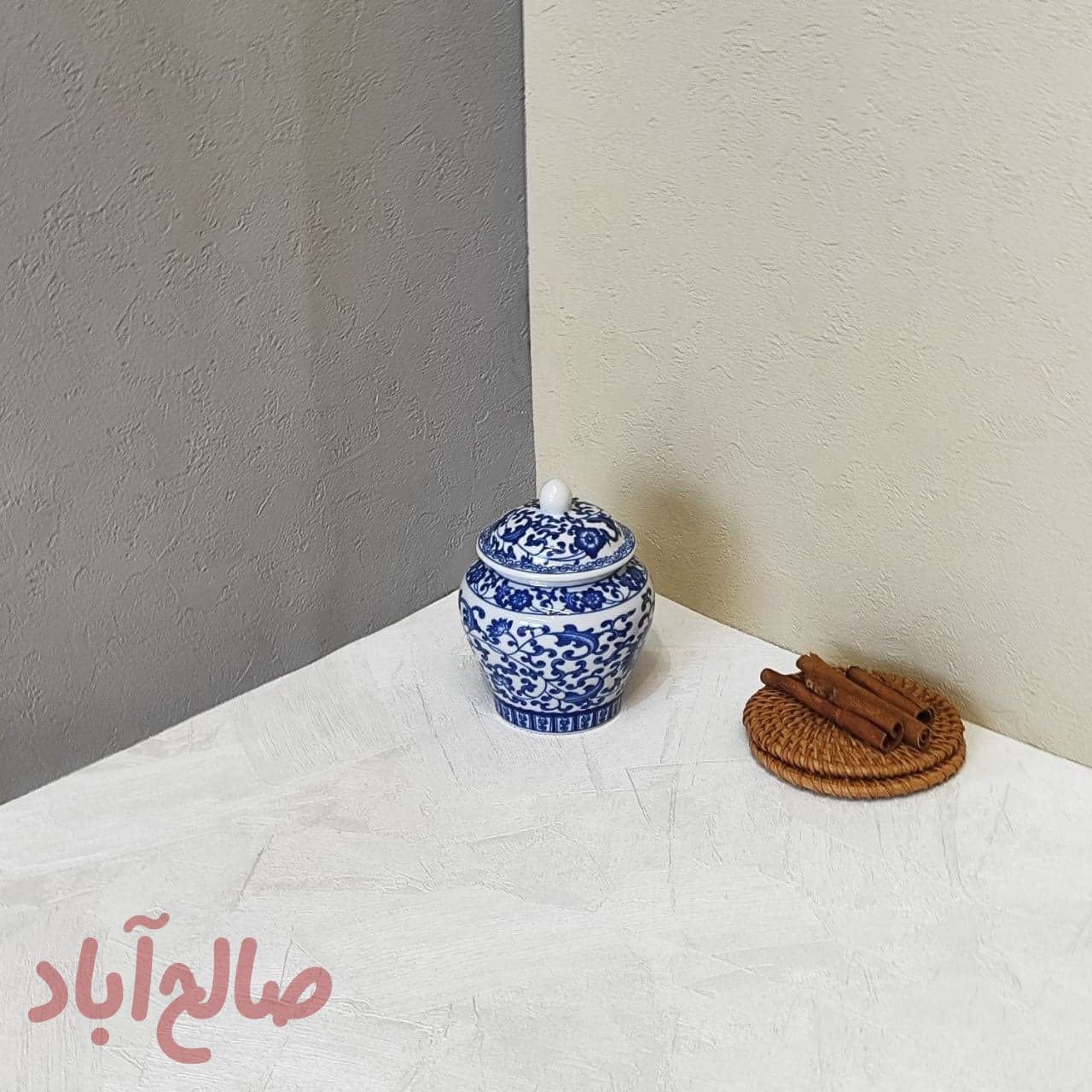 بانکه گل آبی