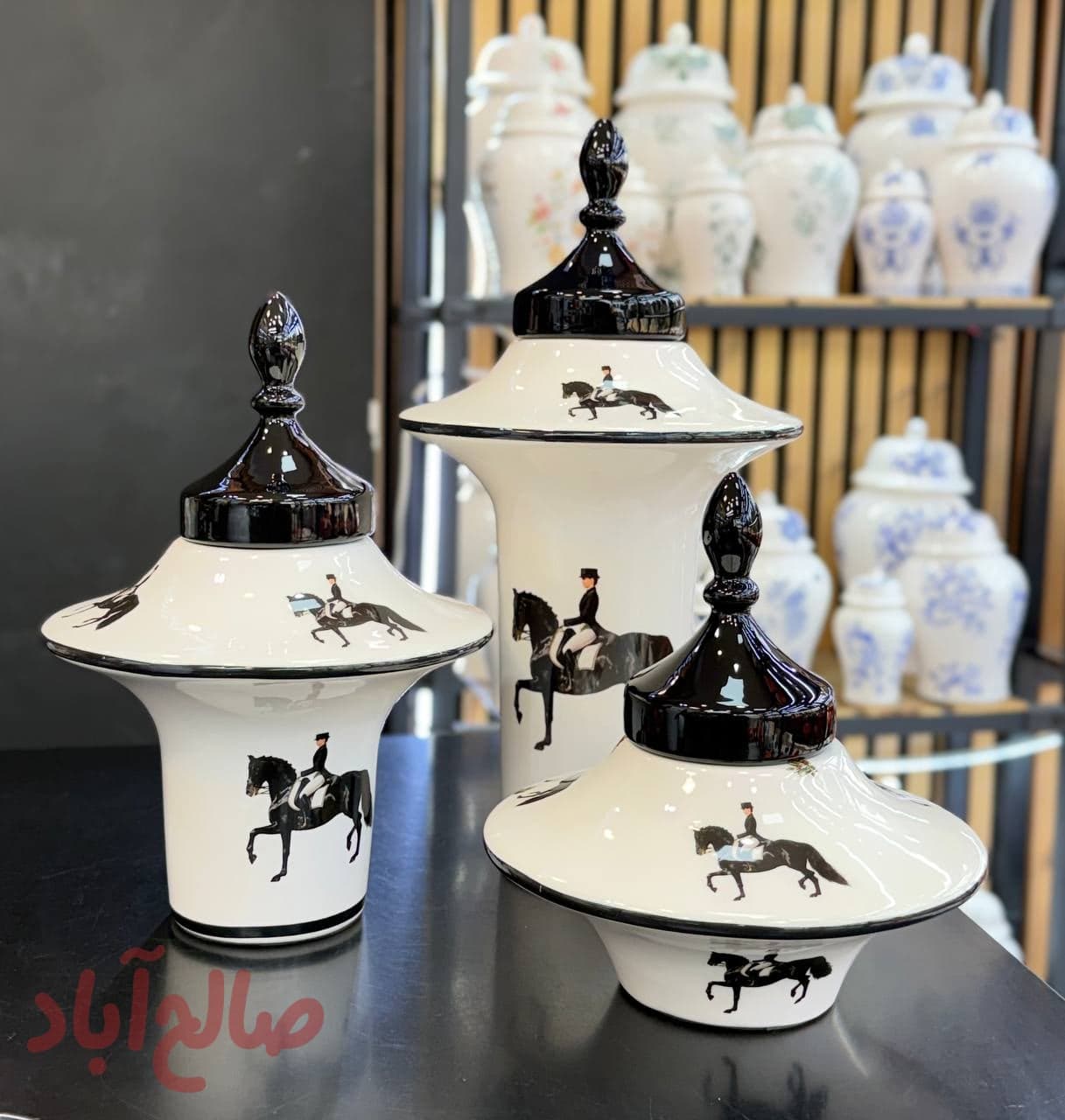 جار سفینه مدل اسب سوارکار مشکی