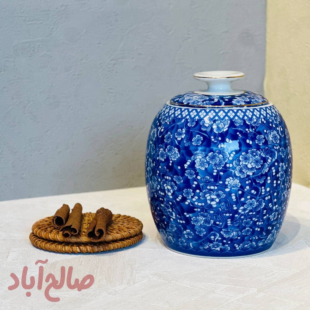 بانکه گل آبی