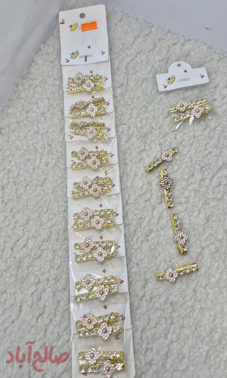 کد کالا 5100007 گیره انبری مو طلایی گل بزرگ نگین دار (۱۰جفتی)